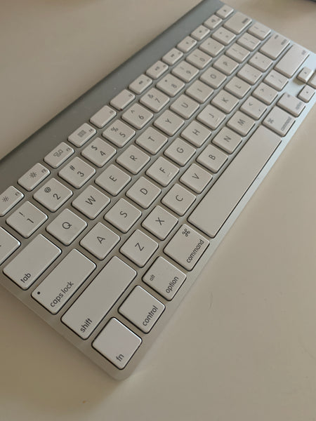 Wireless Apple Keyboard A1314